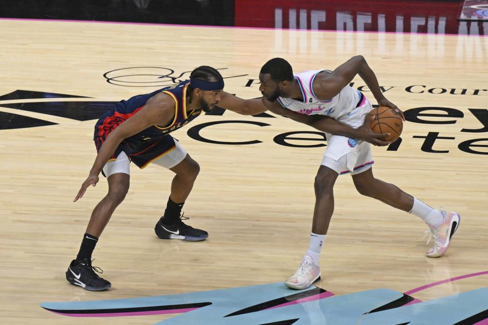 勇士在主场 勇士在主场