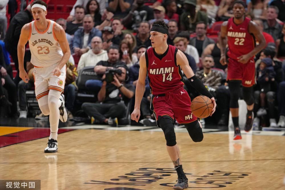 他不仅拥有 他不仅拥有