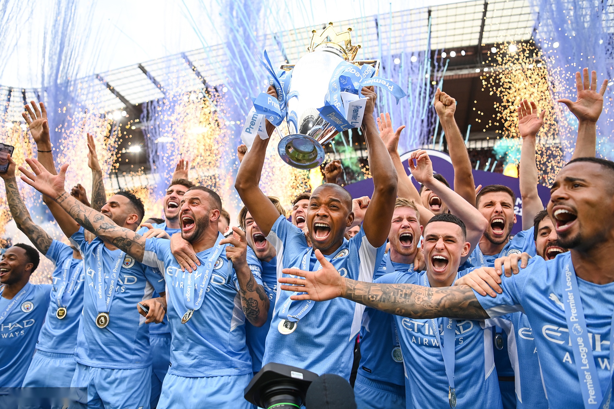 技精神相结 技精神相结