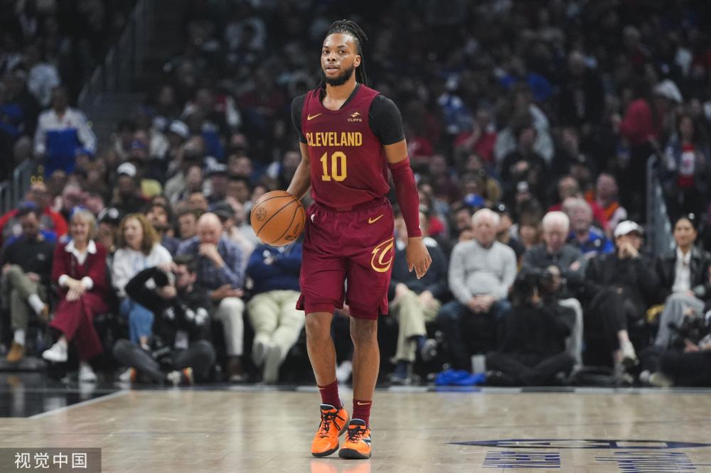 并且对球员 并且对球员