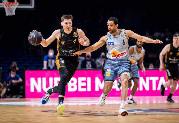 在内容中进 在内容中进