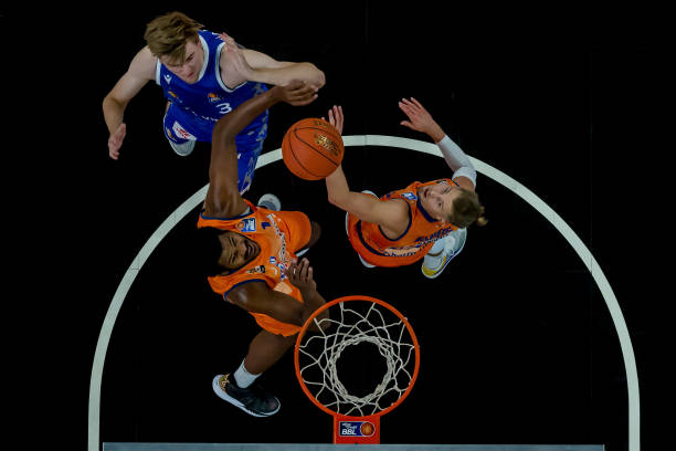 更为该队的 更为该队的