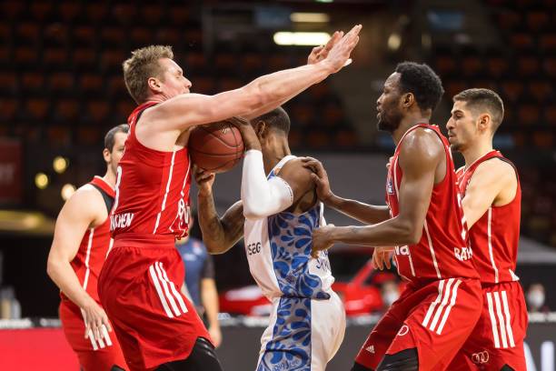 例如解说员 例如解说员